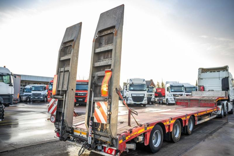 Faymonville MAXTRAILER- F-S43-1AAF- 49500 KG - Низкорамный полуприцеп: фото 3 Faymonville MAXTRAILER- F-S43-1AAF- 49500 KG - Низкорамный полуприцеп: фото 3