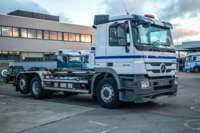 Mercedes ACTROS 2646 L-MP3 - Крюковой мультилифт: фото 4 Mercedes ACTROS 2646 L-MP3 - Крюковой мультилифт: фото 4