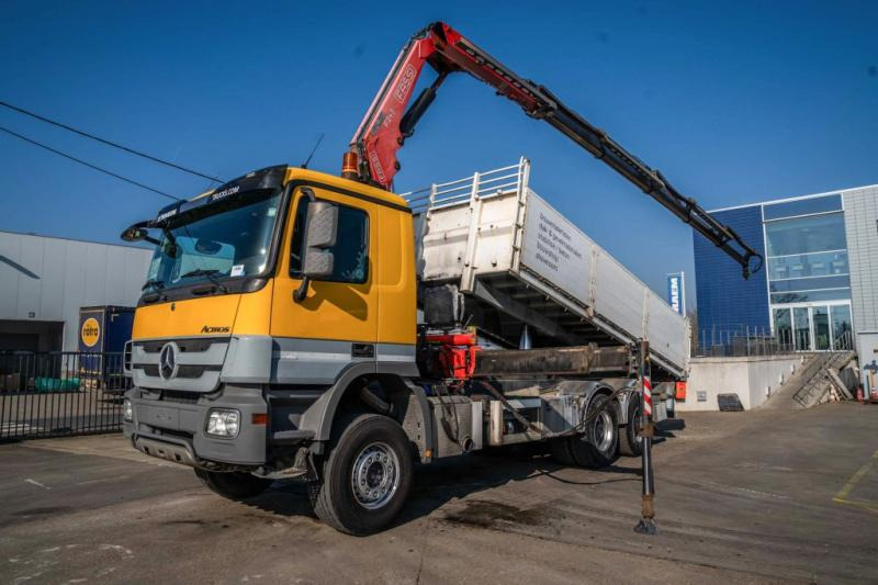Mercedes ACTROS 3344 K-MP3+FASSI F245 - Самосвал, Автоманипулятор: фото 1 Mercedes ACTROS 3344 K-MP3+FASSI F245 - Самосвал, Автоманипулятор: фото 1