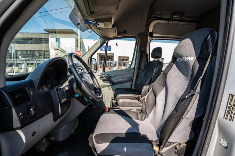 Цельнометаллический фургон Mercedes Sprinter 319 CDI/3.5+6 p.: фото 7