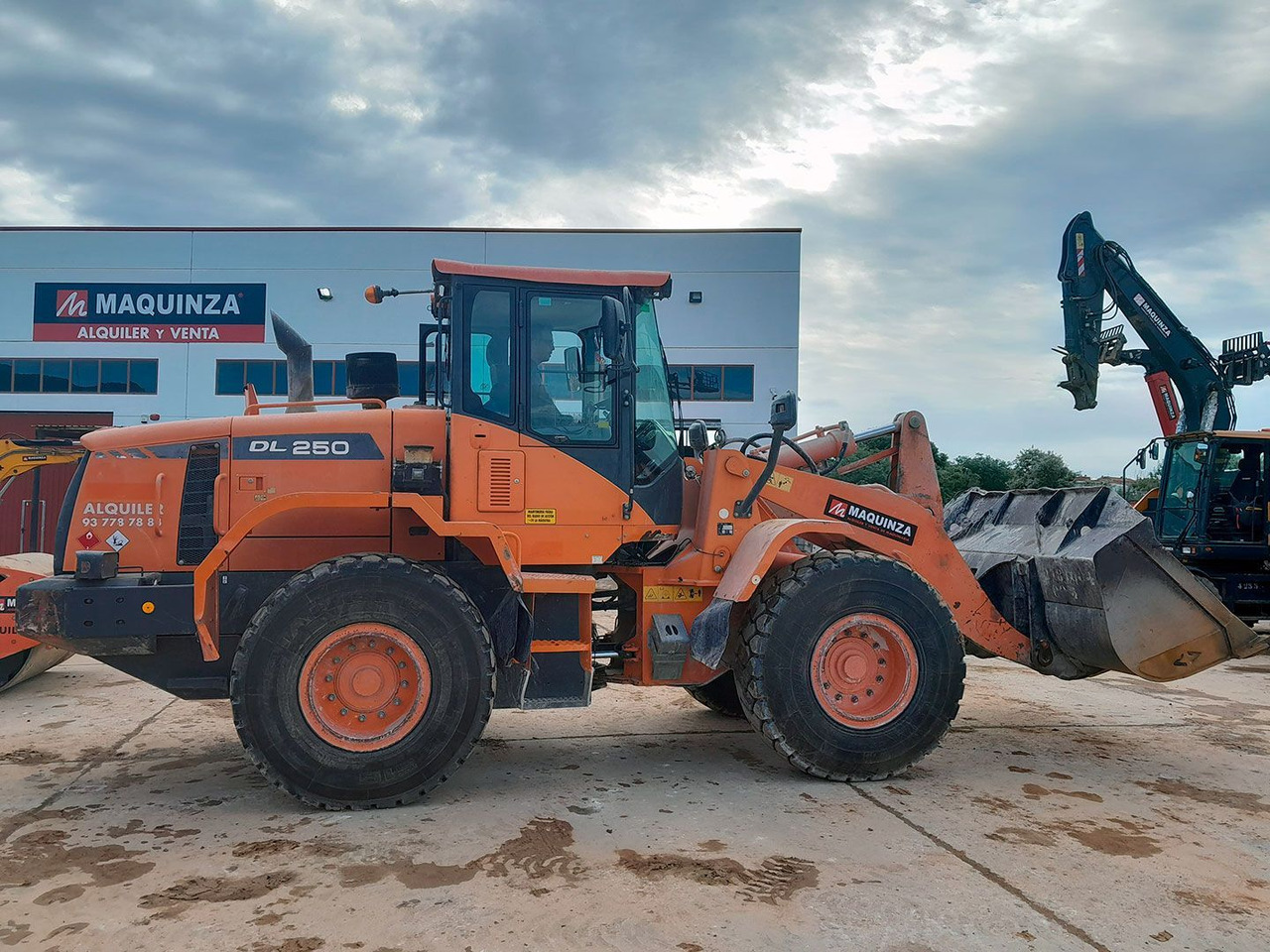 DOOSAN DL250-3 - Колёсный погрузчик: фото 5 DOOSAN DL250-3 - Колёсный погрузчик: фото 5