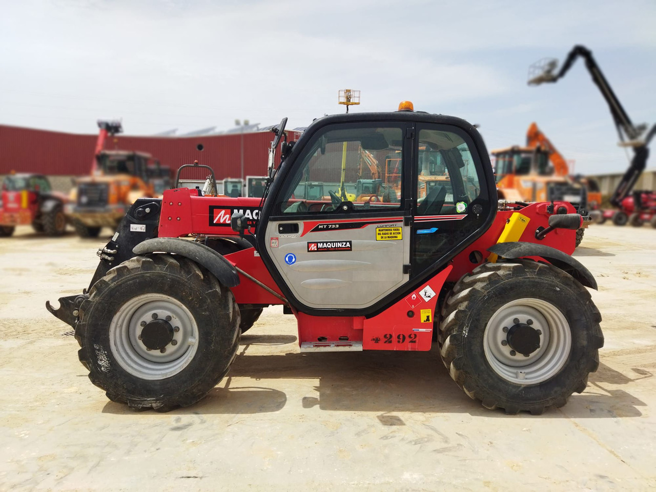 MANITOU MT733 EASY 75D - Телескопический погрузчик: фото 1 MANITOU MT733 EASY 75D - Телескопический погрузчик: фото 1