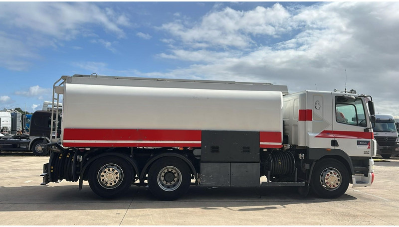 DAF CF 85.430 (20270 LITERS / EURO 3 / TOP CONDITION !!! / PARFAIT ETAT / 6X2 / BOITE MANUELLE) - Грузовик-цистерна: фото 4 DAF CF 85.430 (20270 LITERS / EURO 3 / TOP CONDITION !!! / PARFAIT ETAT / 6X2 / BOITE MANUELLE) - Грузовик-цистерна: фото 4