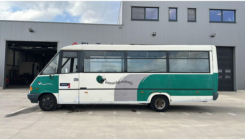 Городской автобус Mercedes-Benz Vario 614 (BELGIAN BUS / MANUAL PUMP / POMPE MANUELLE / BOITE MANUELLE / LAMES): фото 8