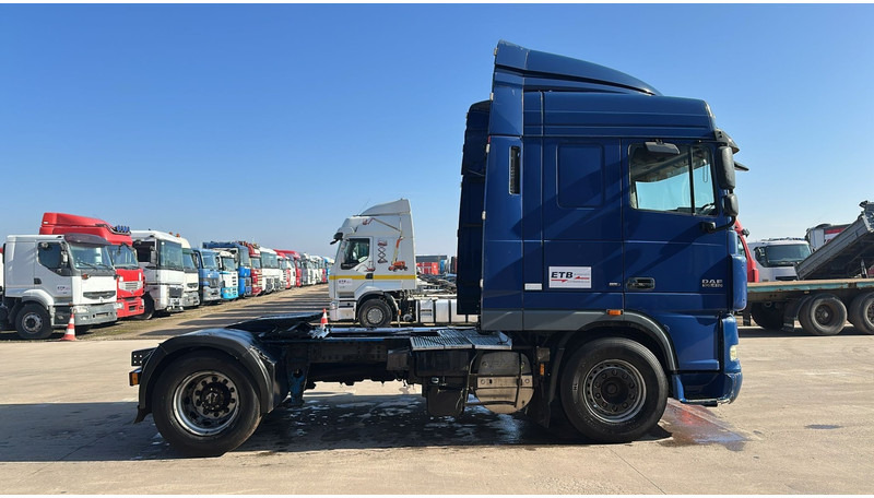 DAF 105 XF 410 (BOITE MANUELLE / MANUAL GEARBOX / GOOD CONDITION) - Тягач: фото 4 DAF 105 XF 410 (BOITE MANUELLE / MANUAL GEARBOX / GOOD CONDITION) - Тягач: фото 4