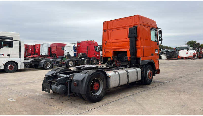 DAF 95 XF 430 (EURO 3 / BOITE MANUELLE / MANUAL GEARBOX) - Тягач: фото 5 DAF 95 XF 430 (EURO 3 / BOITE MANUELLE / MANUAL GEARBOX) - Тягач: фото 5