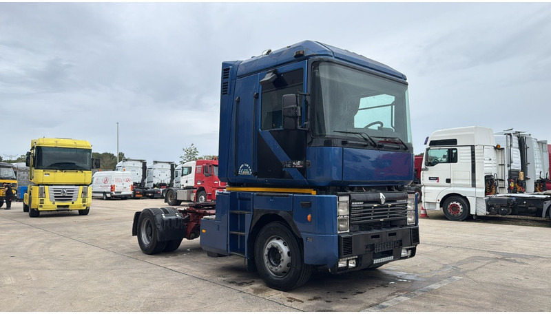Renault Magnum 430 (POMPE MANUELLE / MANUAL PUMP / BOITE MANUELLE / MANUAL GEARBOX) - Тягач: фото 4 Renault Magnum 430 (POMPE MANUELLE / MANUAL PUMP / BOITE MANUELLE / MANUAL GEARBOX) - Тягач: фото 4