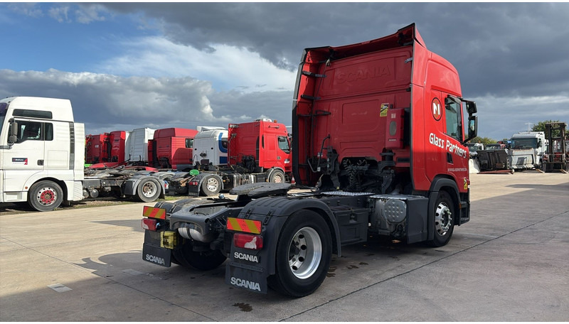 Scania G 450 (PERFECT CONDITION / RETARDER / FULL SPOILERS) - Тягач: фото 4 Scania G 450 (PERFECT CONDITION / RETARDER / FULL SPOILERS) - Тягач: фото 4