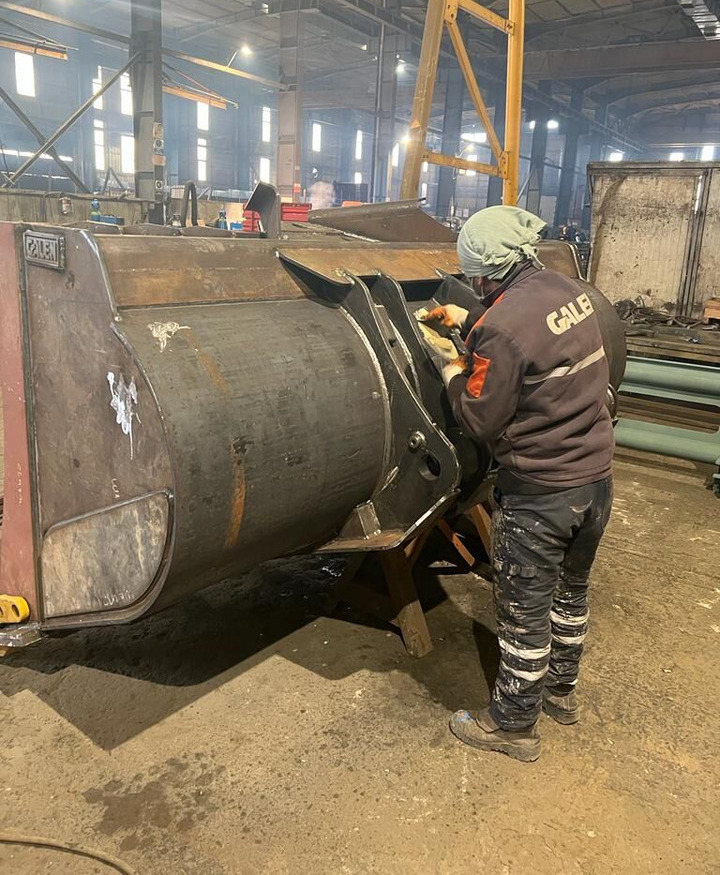 Komatsu WA430 - Ковш для погрузчика: фото 1 Komatsu WA430 - Ковш для погрузчика: фото 1