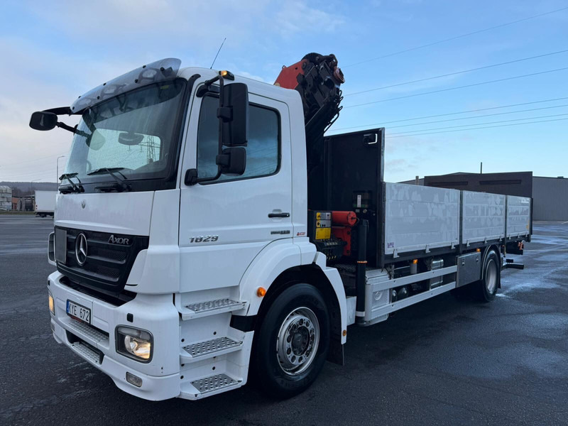 Mercedes-Benz 1829 - Грузовик бортовой/ Платформа, Автоманипулятор: фото 1 Mercedes-Benz 1829 - Грузовик бортовой/ Платформа, Автоманипулятор: фото 1