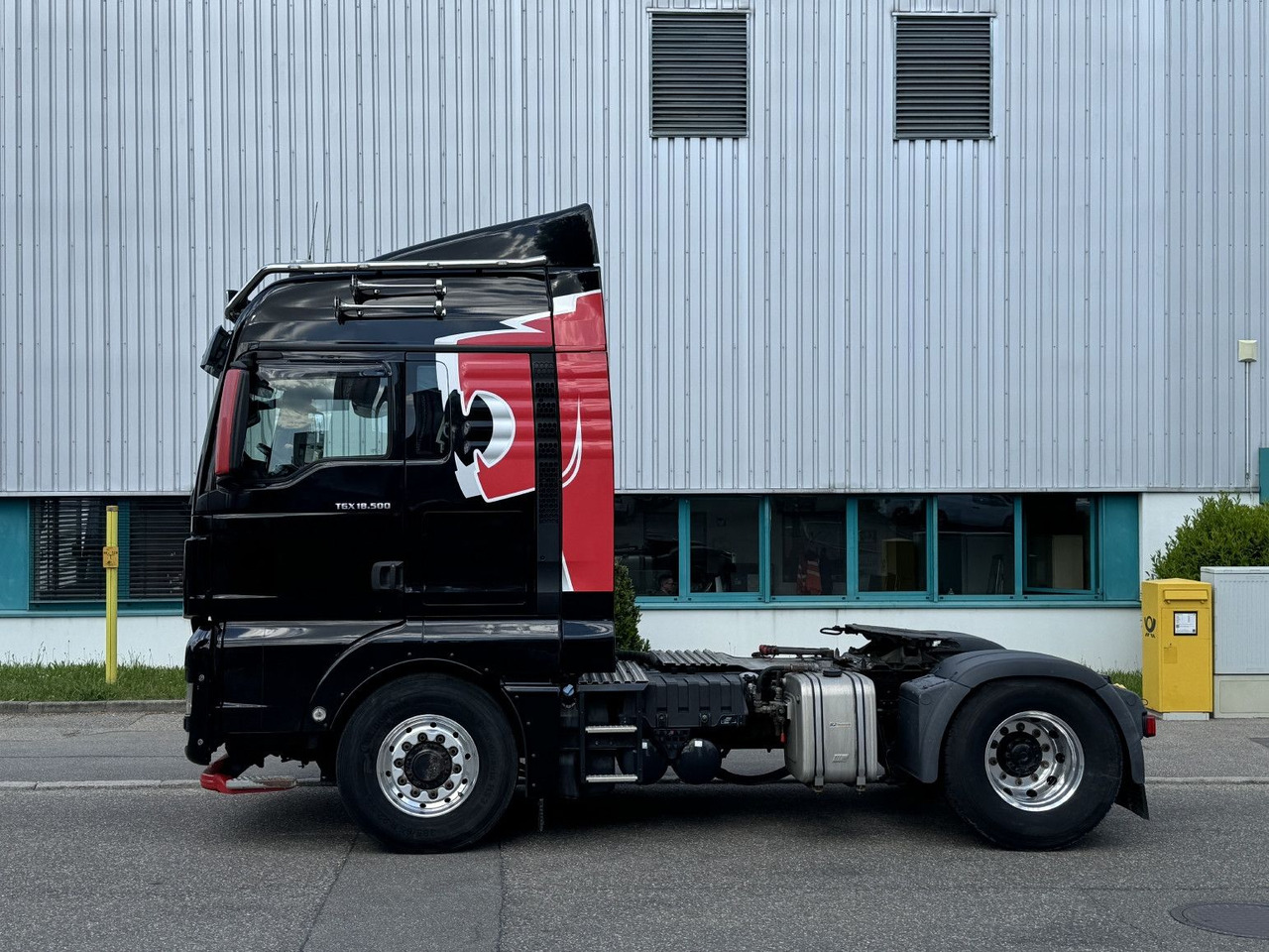 MAN TGX 18.500 4x4 Hydrodrive Hydraulik Motorschaden - Тягач: фото 4 MAN TGX 18.500 4x4 Hydrodrive Hydraulik Motorschaden - Тягач: фото 4
