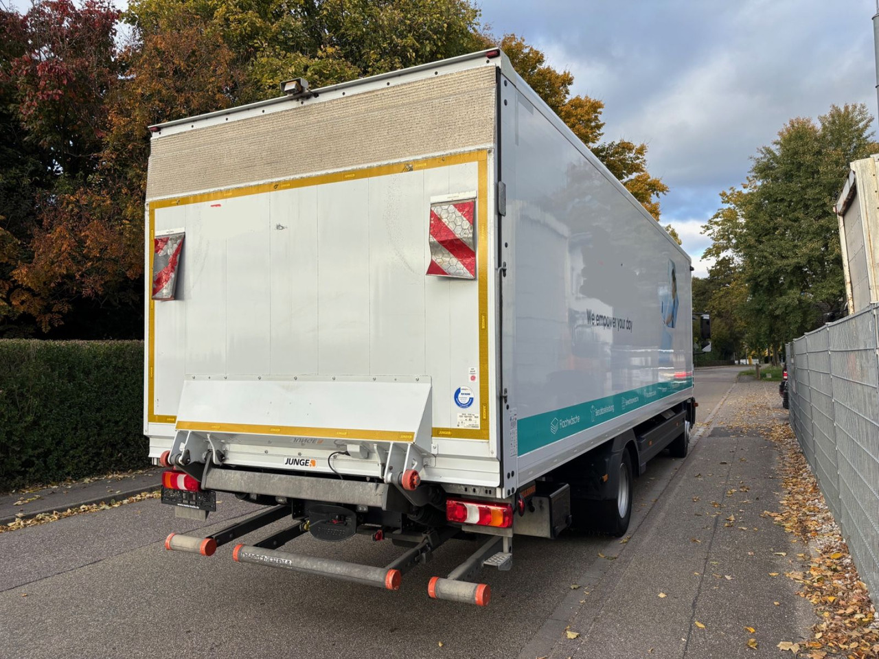 Mercedes-Benz Atego III 1227L, Euro-6, 2xAHK, Klima, Abbiegeas - Грузовик с закрытым кузовом: фото 4 Mercedes-Benz Atego III 1227L, Euro-6, 2xAHK, Klima, Abbiegeas - Грузовик с закрытым кузовом: фото 4