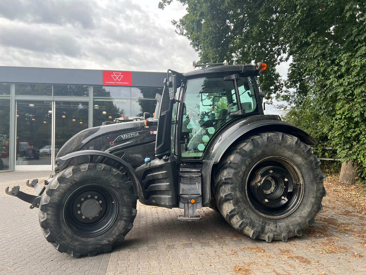 Valtra T174 Versu - Трактор: фото 2 Valtra T174 Versu - Трактор: фото 2