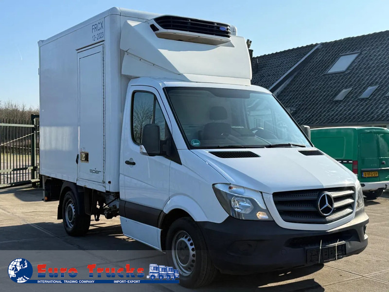 Mercedes-Benz sprinter316CDI/only export engine problem - Фургон-рефрижератор: фото 2 Mercedes-Benz sprinter316CDI/only export engine problem - Фургон-рефрижератор: фото 2