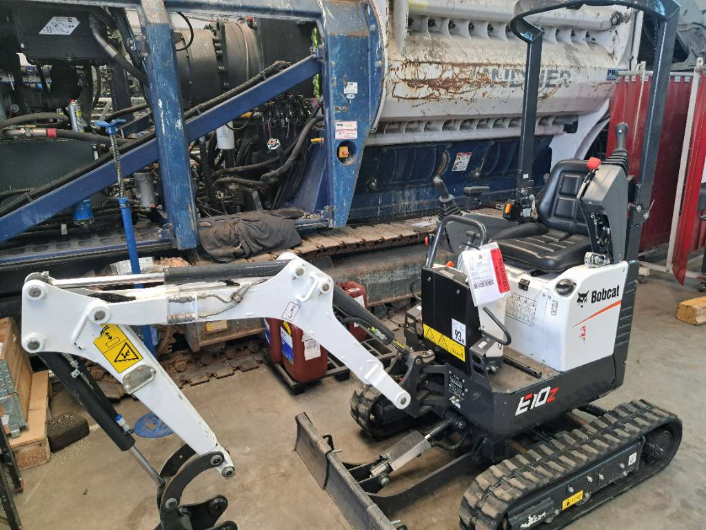 Bobcat E10Z - Мини-экскаватор: фото 4 Bobcat E10Z - Мини-экскаватор: фото 4