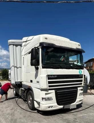 DAF XF 105.410 Tractor unit - Тягач: фото 2 DAF XF 105.410 Tractor unit - Тягач: фото 2