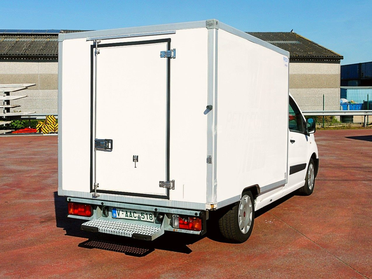 Fiat SCUDO 2.0 KUHKOFFER RELEC FROID TR 22 -20C - Фургон-рефрижератор: фото 5 Fiat SCUDO 2.0 KUHKOFFER RELEC FROID TR 22 -20C - Фургон-рефрижератор: фото 5