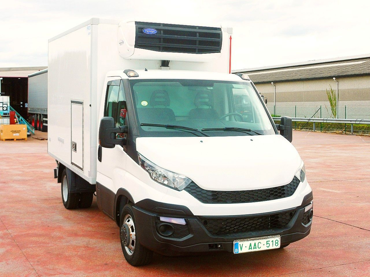 Iveco 35C13 DAILY KUHLKOFFER CARRIER XARIOS 600 - Фургон-рефрижератор: фото 1 Iveco 35C13 DAILY KUHLKOFFER CARRIER XARIOS 600 - Фургон-рефрижератор: фото 1