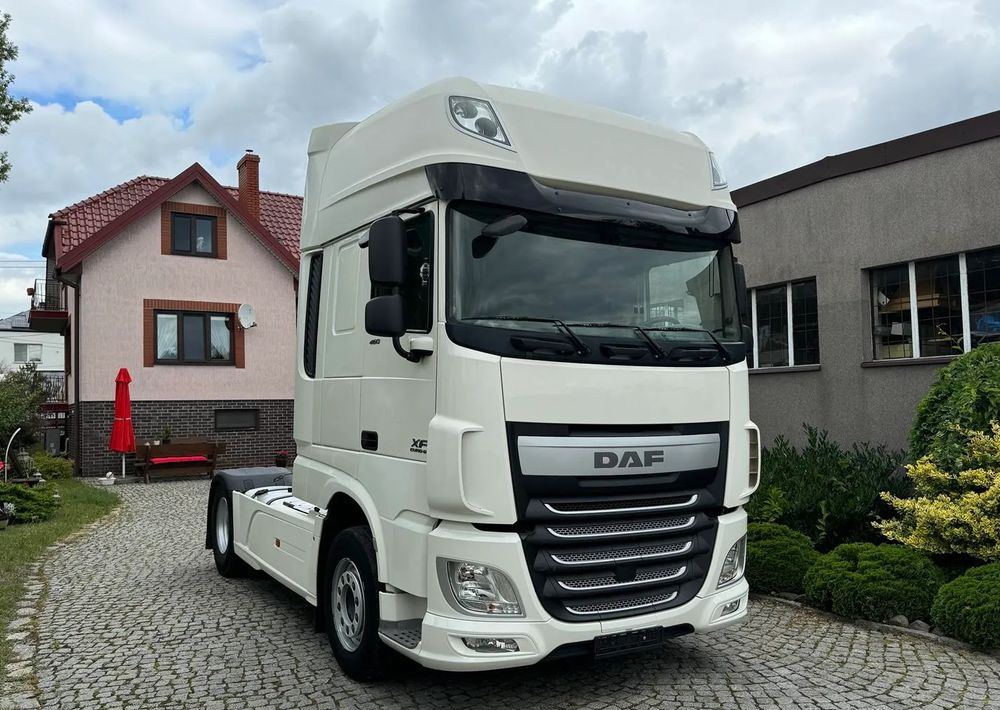 DAF XF106 - Тягач: фото 2 DAF XF106 - Тягач: фото 2