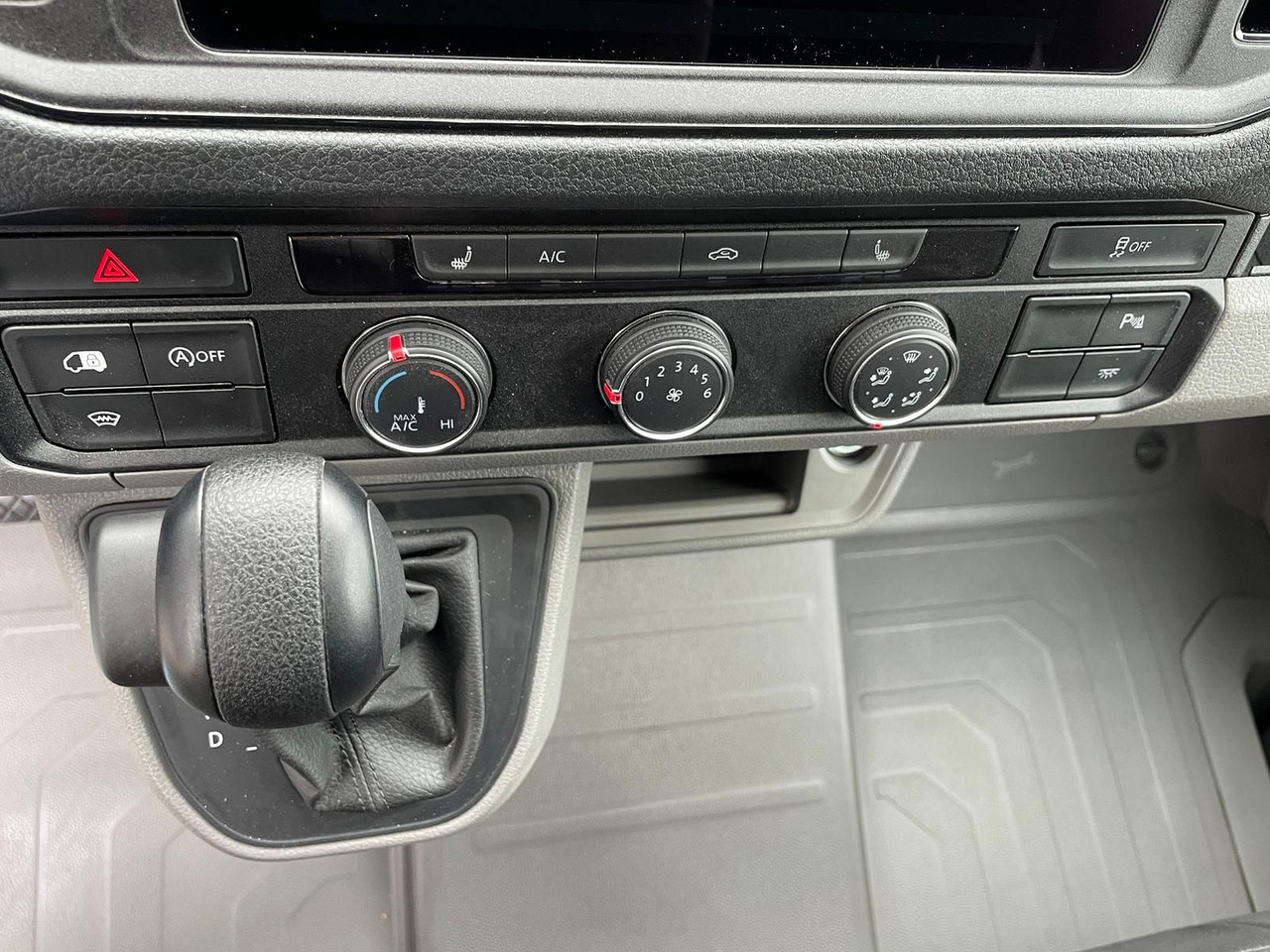 Легковой автомобиль MAN TGE 3.160 MIXTO L4H3 LED AHK DAB KAMERA SITZHZ: фото 27 Легковой автомобиль MAN TGE 3.160 MIXTO L4H3 LED AHK DAB KAMERA SITZHZ: фото 27