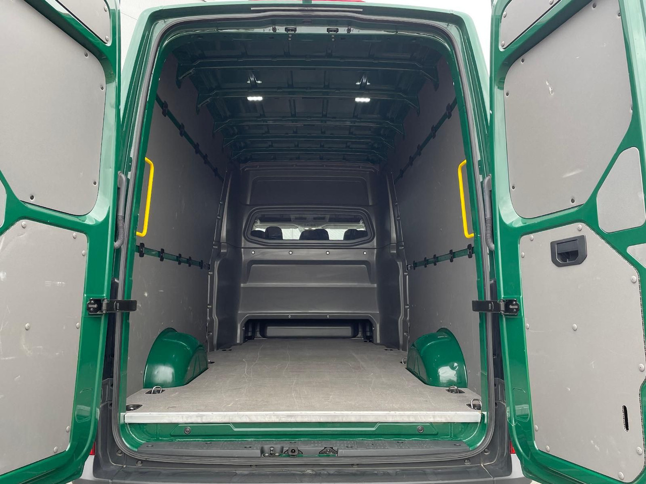 Легковой автомобиль MAN TGE 3.160 MIXTO L4H3 LED AHK DAB KAMERA SITZHZ: фото 36 Легковой автомобиль MAN TGE 3.160 MIXTO L4H3 LED AHK DAB KAMERA SITZHZ: фото 36