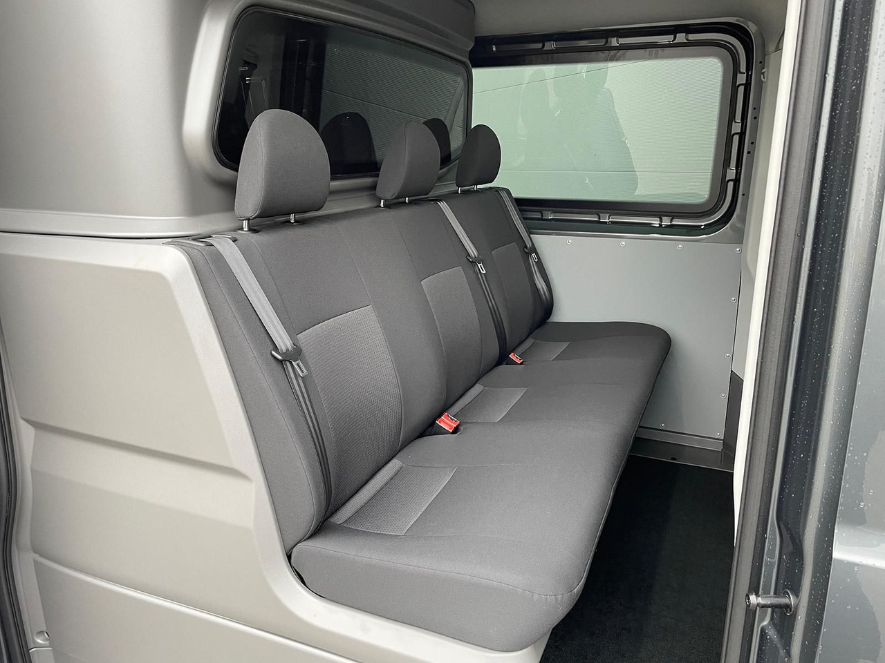 Цельнометаллический фургон, Грузопассажирский фургон MAN TGE 3.180 L3H2 MIXTO 4x4 AUTOM ACC LED AHK DAB: фото 10 Цельнометаллический фургон, Грузопассажирский фургон MAN TGE 3.180 L3H2 MIXTO 4x4 AUTOM ACC LED AHK DAB: фото 10