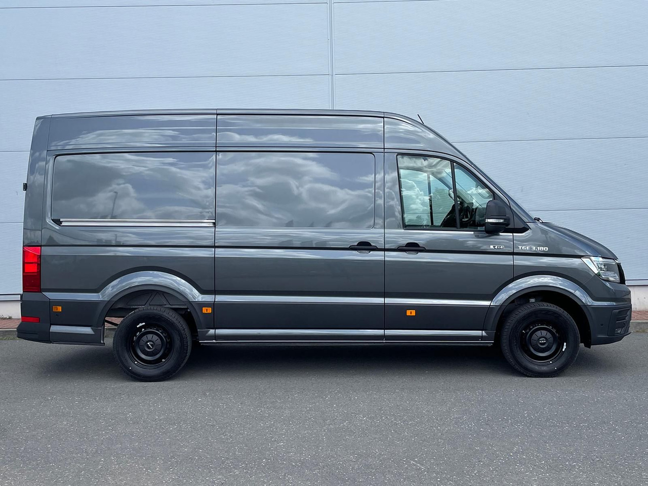 MAN TGE 3.180 L3H3 Kasten 4x4 CAMPER AHK ACC LED NAV - Цельнометаллический фургон: фото 5 MAN TGE 3.180 L3H3 Kasten 4x4 CAMPER AHK ACC LED NAV - Цельнометаллический фургон: фото 5