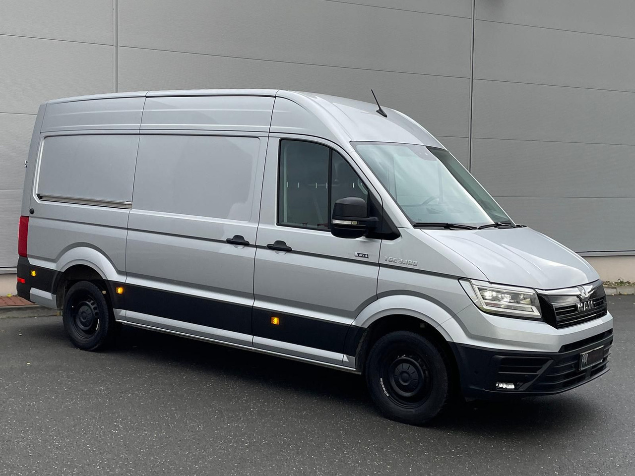 MAN TGE 3.180 L3H3 Kasten 4x4 DIFF NAV ACC STANDH - Цельнометаллический фургон: фото 2 MAN TGE 3.180 L3H3 Kasten 4x4 DIFF NAV ACC STANDH - Цельнометаллический фургон: фото 2
