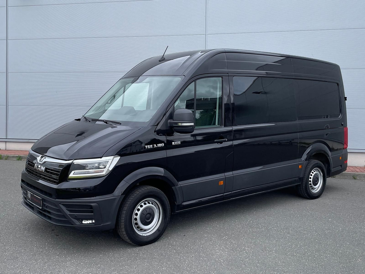 MAN TGE 3.180 L3H3 MIXTO 4x4 AUTOM DIFF AHK ACC NAV - Цельнометаллический фургон, Грузопассажирский фургон: фото 1 MAN TGE 3.180 L3H3 MIXTO 4x4 AUTOM DIFF AHK ACC NAV - Цельнометаллический фургон, Грузопассажирский фургон: фото 1