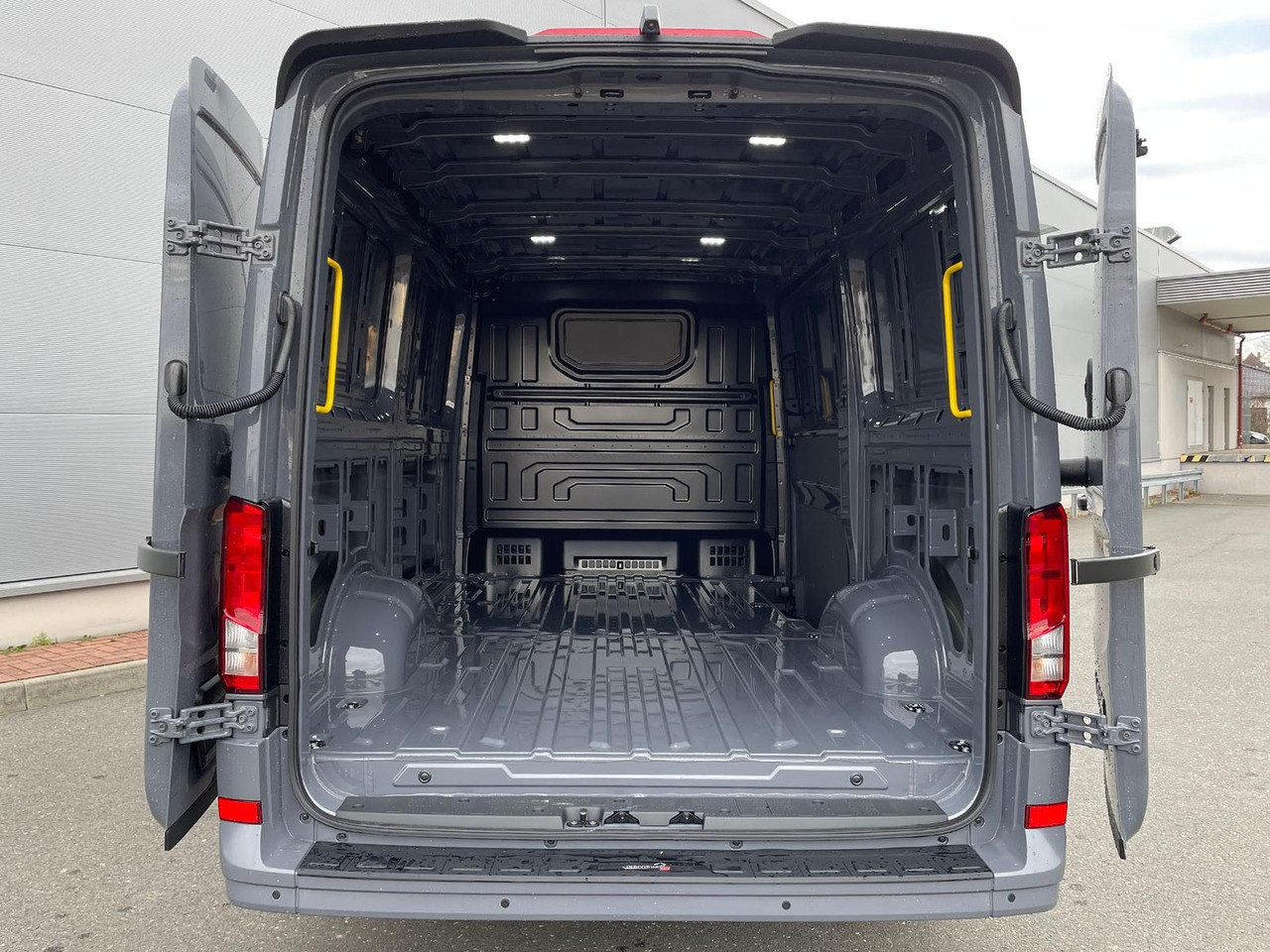 Цельнометаллический фургон MAN TGE 3.200 L3H2 Kasten 4x4 Individual S ACC STHZ: фото 9