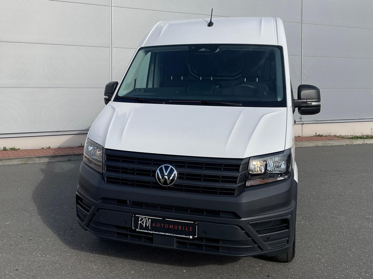 Volkswagen Crafter Kasten 35 L4H3 KAMERA KLIMA SITZHZ DAB - Пассажирский фургон: фото 4 Volkswagen Crafter Kasten 35 L4H3 KAMERA KLIMA SITZHZ DAB - Пассажирский фургон: фото 4