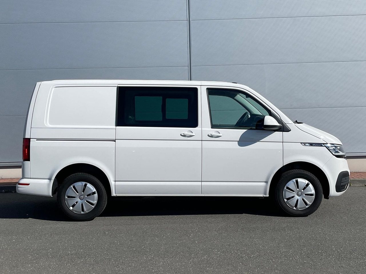 Volkswagen T6.1 Transporter Kasten 4M ACC PDC KAMERA STANDH - Пассажирский фургон: фото 5 Volkswagen T6.1 Transporter Kasten 4M ACC PDC KAMERA STANDH - Пассажирский фургон: фото 5