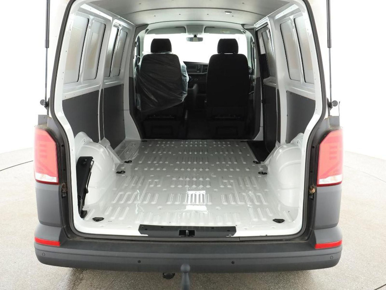 Volkswagen T6.1 Transporter LR FWD PDC SITZHZ TEMP AHK - Пассажирский фургон: фото 3 Volkswagen T6.1 Transporter LR FWD PDC SITZHZ TEMP AHK - Пассажирский фургон: фото 3