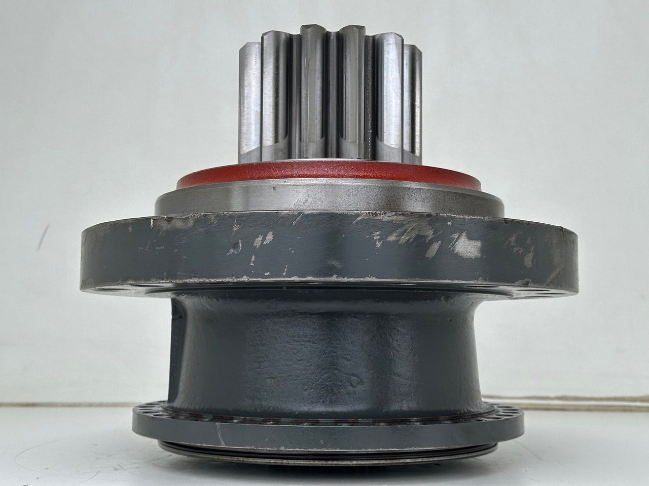 Liebherr Abtriebswellengehäuse ID-Nr.90018934 mit Abtriebswelle ID-Nr.90204999. SAT275/260 - SAT275/261 - SAT275/266 - SAT275/289. #0785#03478# - Трансмиссия для Строительной техники: фото 5 Liebherr Abtriebswellengehäuse ID-Nr.90018934 mit Abtriebswelle ID-Nr.90204999. SAT275/260 - SAT275/261 - SAT275/266 - SAT275/289. #0785#03478# - Трансмиссия для Строительной техники: фото 5