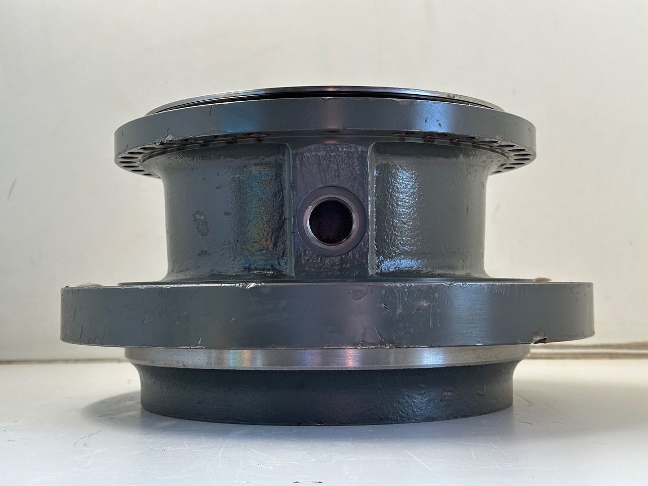 Liebherr Abtriebswellengehäuse ID-Nr.90208566 inkl. beiden Kegelrollenlager ID-Nr.10030908 - ID-Nr.761001903. LH40, LH50, R926, R928, R930. #90208566.1903# - Коробка передач и запчасти для Строительной техники: фото 3 Liebherr Abtriebswellengehäuse ID-Nr.90208566 inkl. beiden Kegelrollenlager ID-Nr.10030908 - ID-Nr.761001903. LH40, LH50, R926, R928, R930. #90208566.1903# - Коробка передач и запчасти для Строительной техники: фото 3