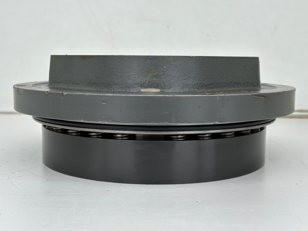 Liebherr Bremse ID-Nr.90209190. SAT300/282. LH40 C LH40 CP, LH40 M, LH40MP, LH50 CHR, LH50 CHRP, LH50 M, LH50 MHR, LH50 MHRP, LH50MT. #90209190.2017.1903# - Трансмиссия для Строительной техники: фото 3 Liebherr Bremse ID-Nr.90209190. SAT300/282. LH40 C LH40 CP, LH40 M, LH40MP, LH50 CHR, LH50 CHRP, LH50 M, LH50 MHR, LH50 MHRP, LH50MT. #90209190.2017.1903# - Трансмиссия для Строительной техники: фото 3