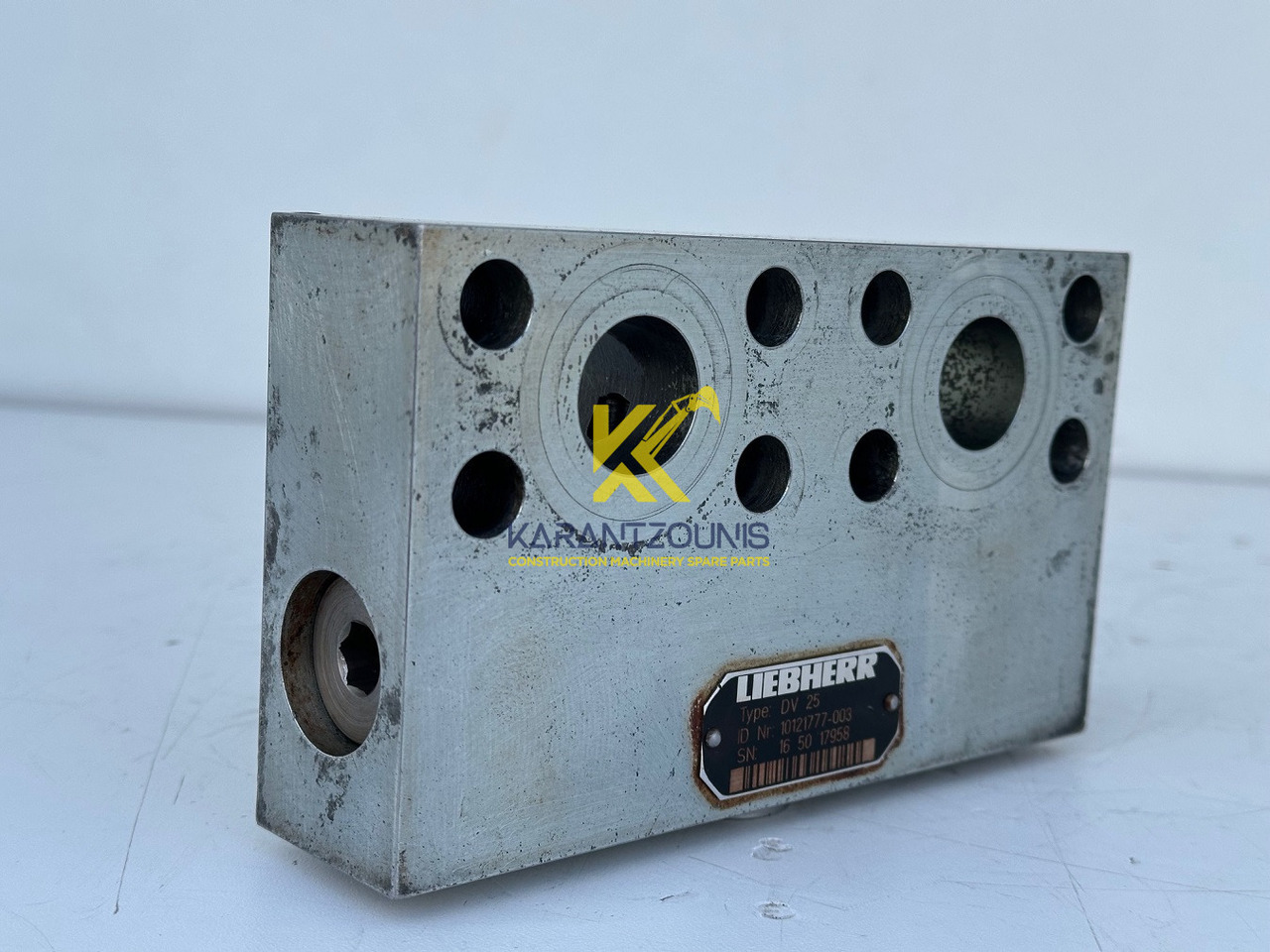 Liebherr Dämpfungsventil ID-Nr.10121777. P924 COMP, P926, R926, R916, R922, R924 COMP, R924, R926 COMP, R926, R930, R936, R946, R950 T, R960 T. #10121777.43199# - Поворотный редуктор для Строительной техники: фото 2 Liebherr Dämpfungsventil ID-Nr.10121777. P924 COMP, P926, R926, R916, R922, R924 COMP, R924, R926 COMP, R926, R930, R936, R946, R950 T, R960 T. #10121777.43199# - Поворотный редуктор для Строительной техники: фото 2