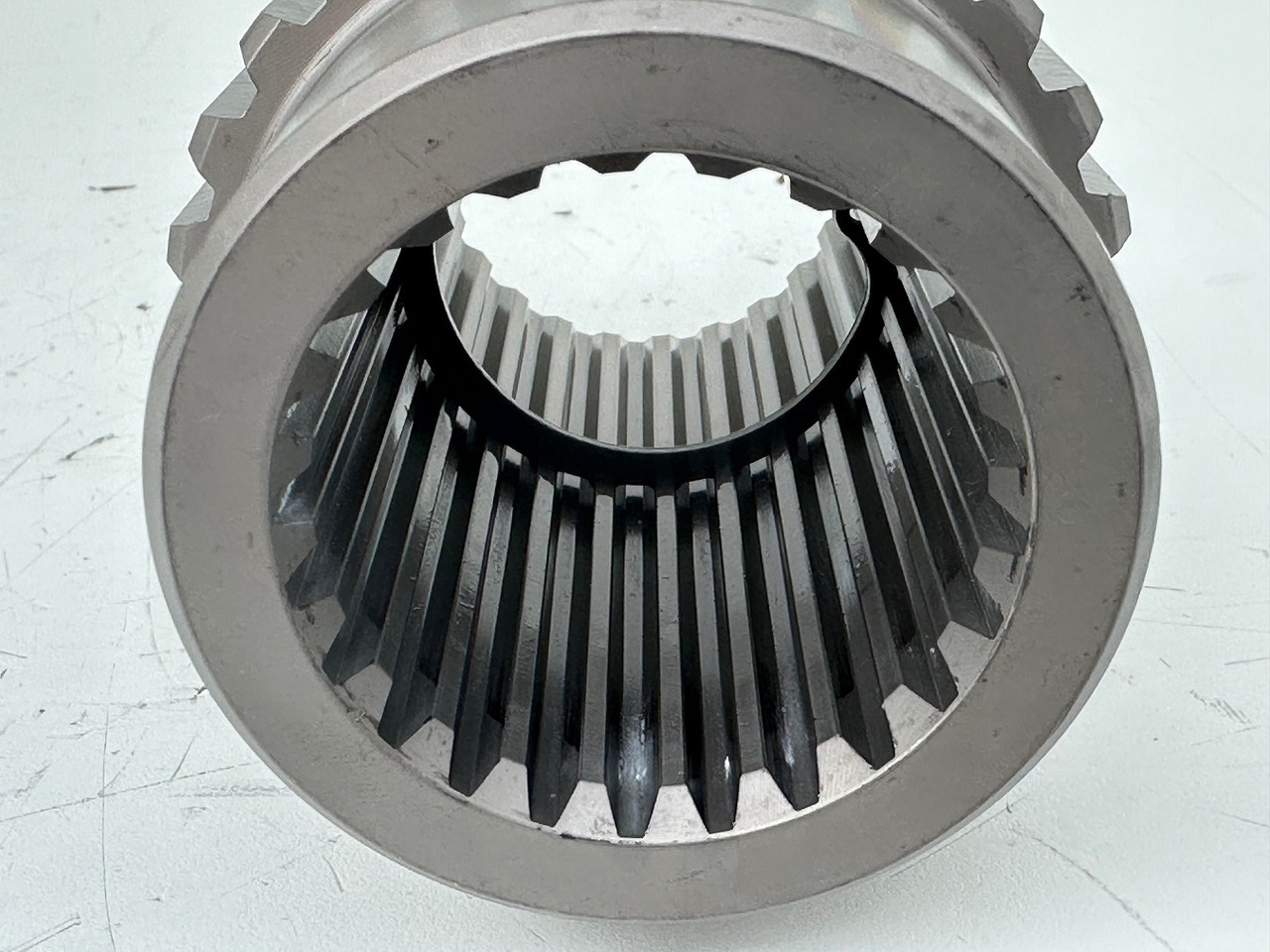 Liebherr Lamellenträger ID-Nr.9443788 - ID-Nr.944378803. FAT550, FAT550P046, FAT550P050, FAT600P081, FAT1000/102. #9443788.23.03# - Бортовой редуктор для Строительной техники: фото 5 Liebherr Lamellenträger ID-Nr.9443788 - ID-Nr.944378803. FAT550, FAT550P046, FAT550P050, FAT600P081, FAT1000/102. #9443788.23.03# - Бортовой редуктор для Строительной техники: фото 5