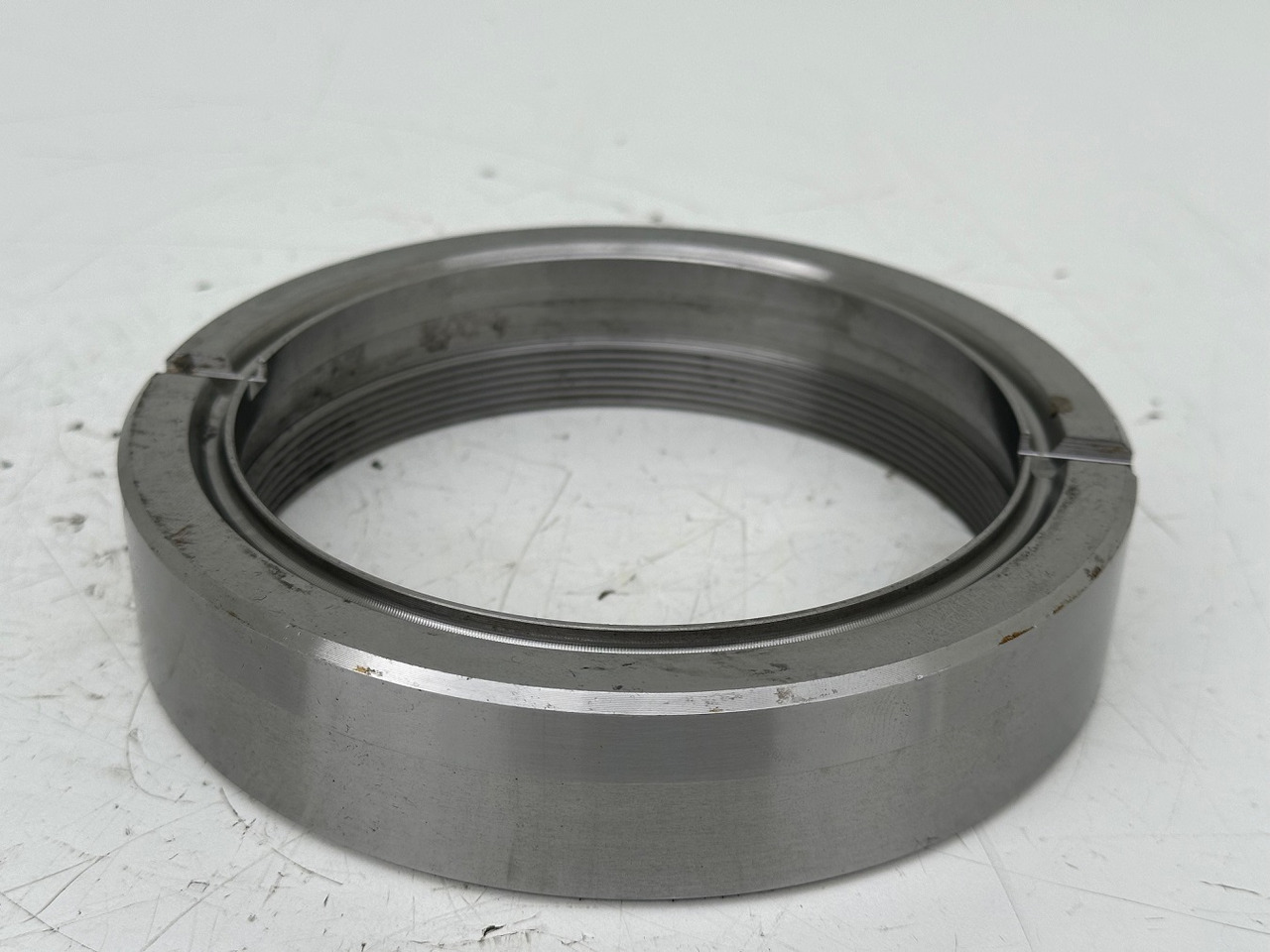 Liebherr Nutmutter ID-Nr.9442194 - ID-Nr.944219403. SAT350/205, SAT375/215. P964, R954B, R964B. #944219403.22.06# - Поворотный редуктор для Строительной техники: фото 2 Liebherr Nutmutter ID-Nr.9442194 - ID-Nr.944219403. SAT350/205, SAT375/215. P964, R954B, R964B. #944219403.22.06# - Поворотный редуктор для Строительной техники: фото 2