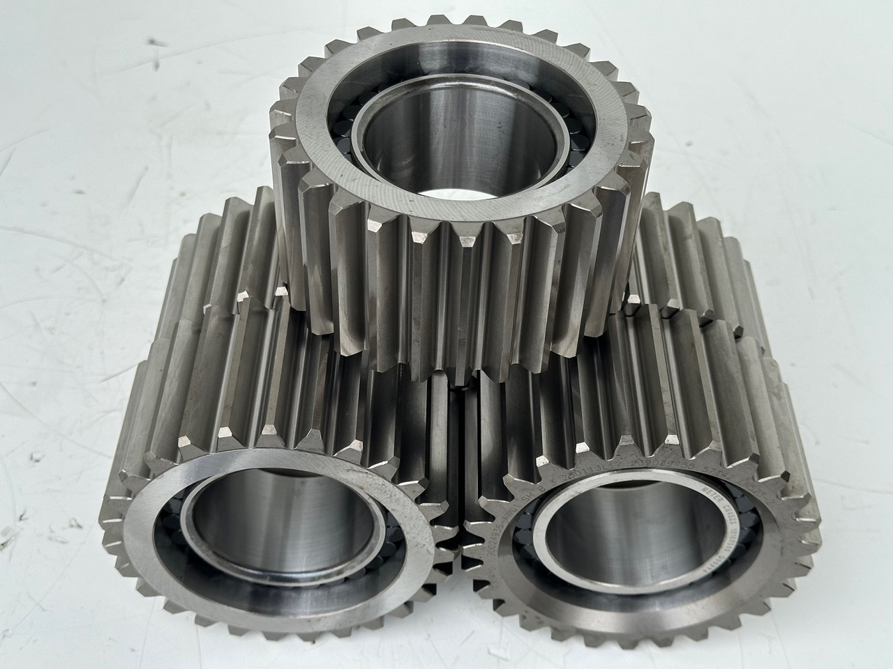 Liebherr Planetenrad ID-Nr.90024935. FAT400P112 - FAT400P130 - FAT400P139. R926, R928, R930, R934, R936, R938, R940, R944, R946, R950 T. #90024935.20.02# - Трансмиссия для Строительной техники: фото 4 Liebherr Planetenrad ID-Nr.90024935. FAT400P112 - FAT400P130 - FAT400P139. R926, R928, R930, R934, R936, R938, R940, R944, R946, R950 T. #90024935.20.02# - Трансмиссия для Строительной техники: фото 4