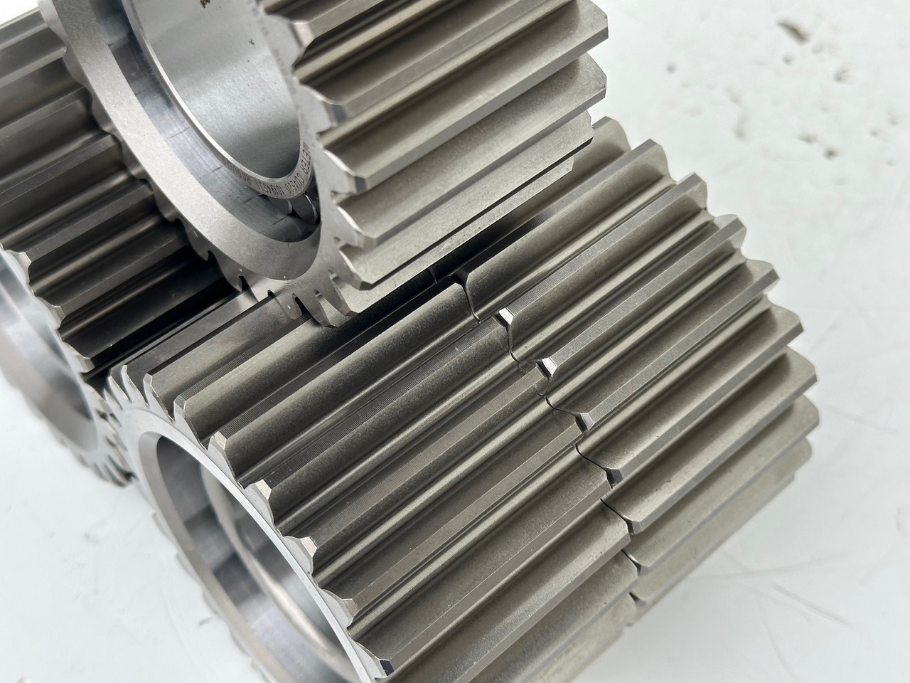 Liebherr Planetenrad ID-Nr.90205840. FAT350P126 - FAT350P138. R920 - R922 - R924 - R925 - R926 - R930 T. #90205840.22.05.01# - Бортовой редуктор для Гусеничных экскаваторов: фото 4 Liebherr Planetenrad ID-Nr.90205840. FAT350P126 - FAT350P138. R920 - R922 - R924 - R925 - R926 - R930 T. #90205840.22.05.01# - Бортовой редуктор для Гусеничных экскаваторов: фото 4