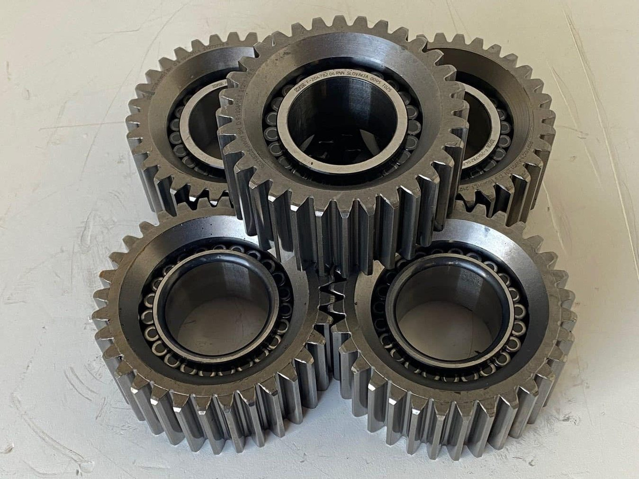 Liebherr Planetenrad ID-Nr.90216227. SAT300A1200. R926-1715 - R928-1715 - R930-1716. #P0161# - Поворотный редуктор для Строительной техники: фото 3 Liebherr Planetenrad ID-Nr.90216227. SAT300A1200. R926-1715 - R928-1715 - R930-1716. #P0161# - Поворотный редуктор для Строительной техники: фото 3