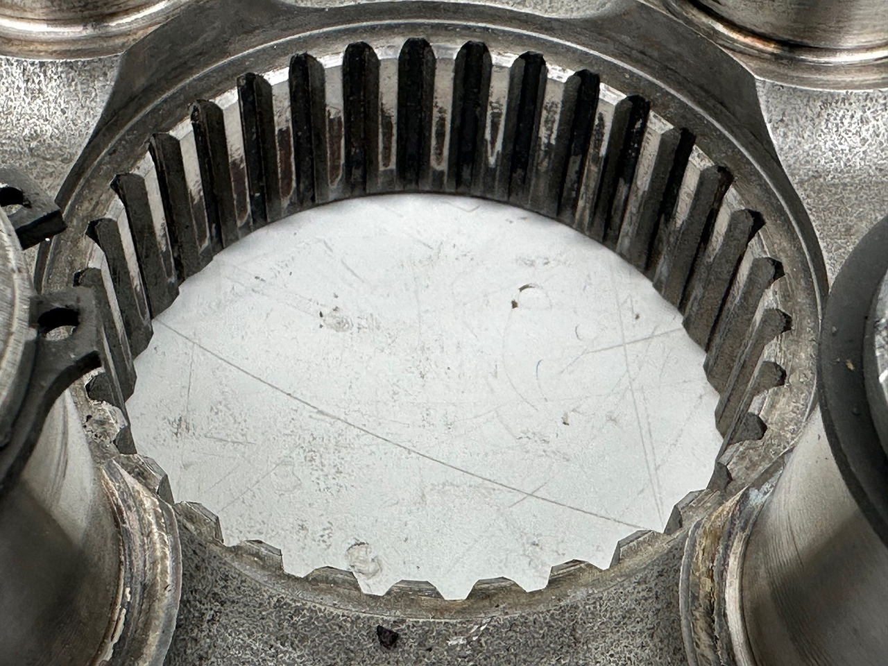 Liebherr Planetenträger ID-Nr.90006540. SAT300/271, SAT300/282, SAT300/288, SAT300/295. LH40, LH50, R936,R950 T, R960 T. #90006540.L6.675# - Поворотный редуктор для Строительной техники: фото 5 Liebherr Planetenträger ID-Nr.90006540. SAT300/271, SAT300/282, SAT300/288, SAT300/295. LH40, LH50, R936,R950 T, R960 T. #90006540.L6.675# - Поворотный редуктор для Строительной техники: фото 5