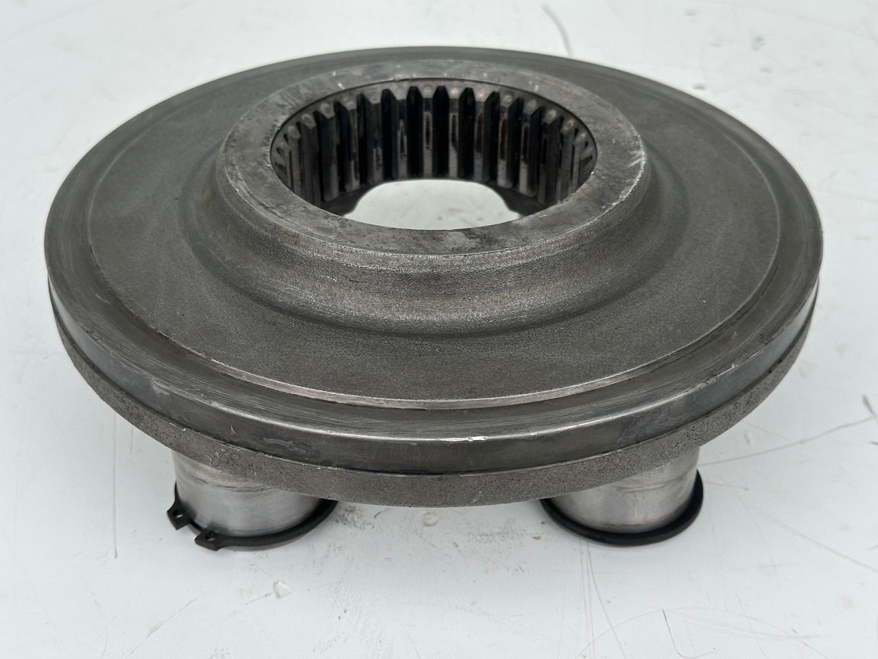 Liebherr Planetenträger ID-Nr.90006540. SAT300/271, SAT300/282, SAT300/288, SAT300/295. LH40, LH50, R936,R950 T, R960 T. #90006540.L6.675# - Поворотный редуктор для Строительной техники: фото 3 Liebherr Planetenträger ID-Nr.90006540. SAT300/271, SAT300/282, SAT300/288, SAT300/295. LH40, LH50, R936,R950 T, R960 T. #90006540.L6.675# - Поворотный редуктор для Строительной техники: фото 3