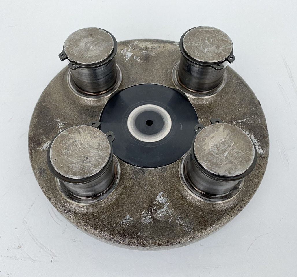 Liebherr Planetenträger ID-Nr.944306303 - ID-Nr.9443063. A924,A928,A932,A934,LH30,LH35,R906,R916,R922,R924,R926,R932,R934,R944 T. #4603# - Поворотный редуктор для Строительной техники: фото 3 Liebherr Planetenträger ID-Nr.944306303 - ID-Nr.9443063. A924,A928,A932,A934,LH30,LH35,R906,R916,R922,R924,R926,R932,R934,R944 T. #4603# - Поворотный редуктор для Строительной техники: фото 3