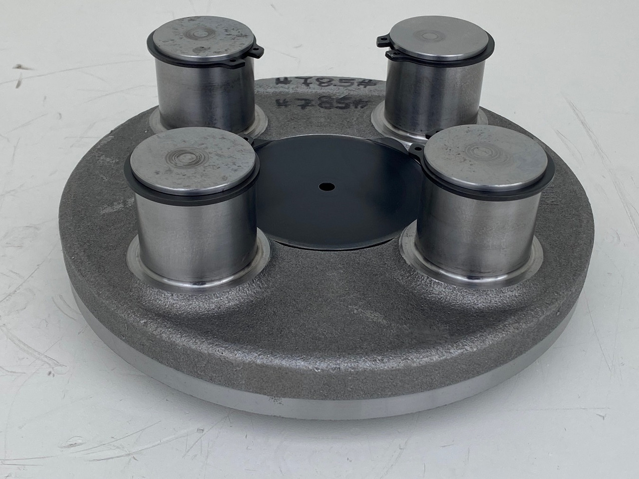 Liebherr Planetenträger ID-Nr.944306303 - ID-Nr.9443063. A924, A934, LH30, LH35. #PLANT785# - Запчасти ходовой части для Строительной техники: фото 1 Liebherr Planetenträger ID-Nr.944306303 - ID-Nr.9443063. A924, A934, LH30, LH35. #PLANT785# - Запчасти ходовой части для Строительной техники: фото 1