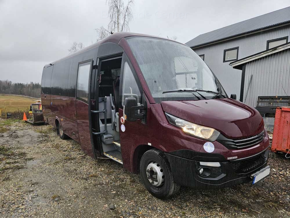 IVECO ROSERO FIRST 70C18 - Микроавтобус, Пассажирский фургон: фото 1 IVECO ROSERO FIRST 70C18 - Микроавтобус, Пассажирский фургон: фото 1