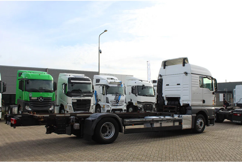 MAN TGX 18.430 * EURO6 * 4X2 * - Грузовик-шасси: фото 4 MAN TGX 18.430 * EURO6 * 4X2 * - Грузовик-шасси: фото 4