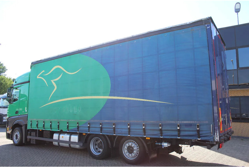 Mercedes-Benz Actros 2642 * EURO6 * 6X2 * - Тентованный грузовик: фото 3 Mercedes-Benz Actros 2642 * EURO6 * 6X2 * - Тентованный грузовик: фото 3