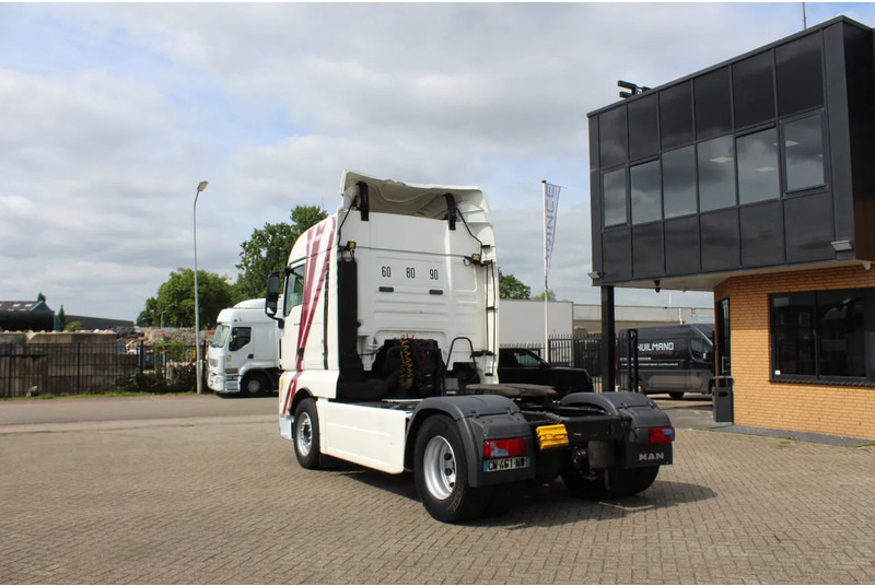 MAN TGX 18.440 * RETARDER * EURO5 * 4X2 * - Тягач: фото 2 MAN TGX 18.440 * RETARDER * EURO5 * 4X2 * - Тягач: фото 2